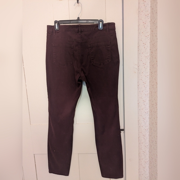 Buffalo David Bitton Burgundy Pants Mid Rise Skinny Stretch Size 12 Size 32 - Picture 5 of 15